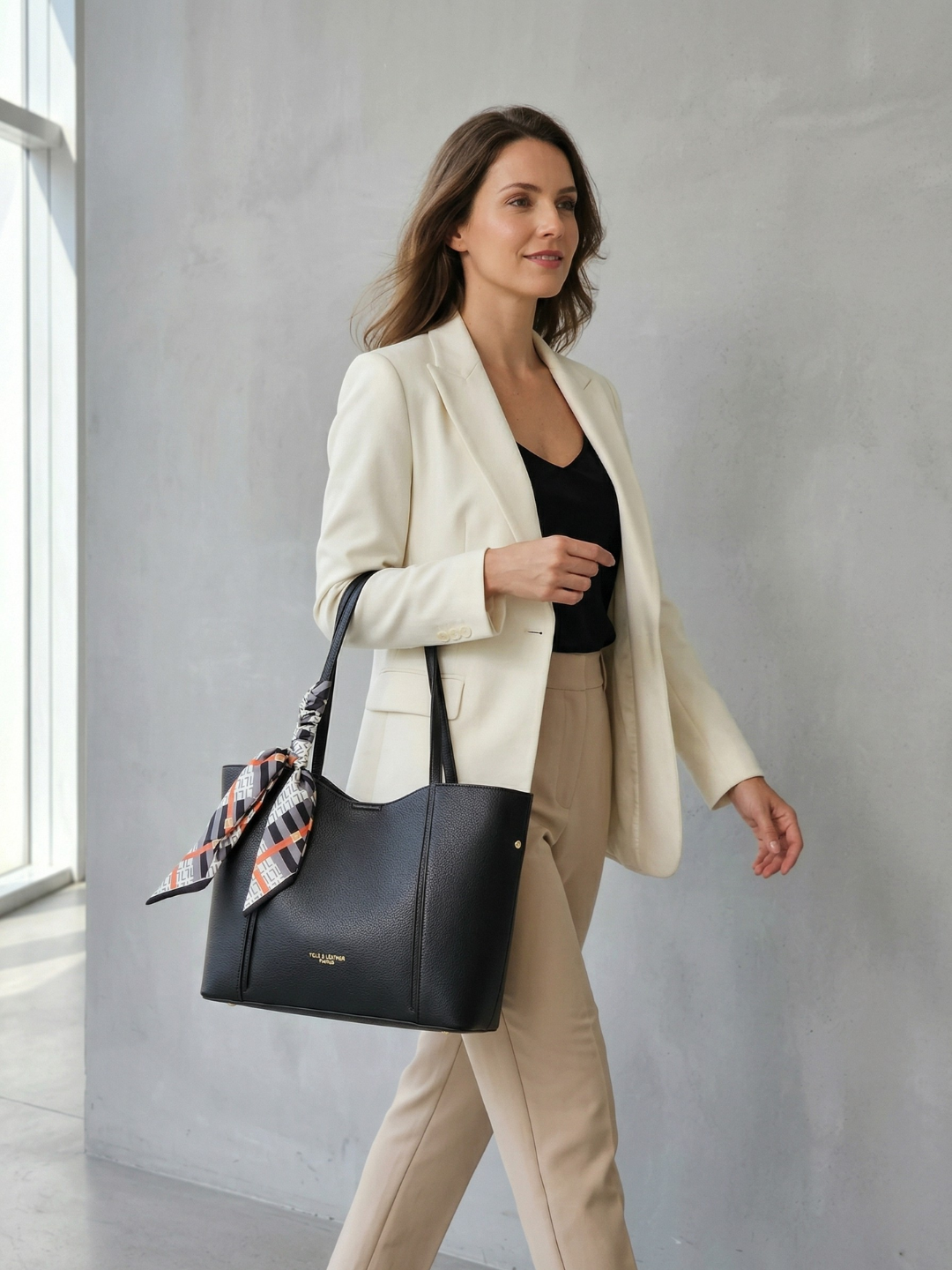 Bolsa Elegance Noir feminina